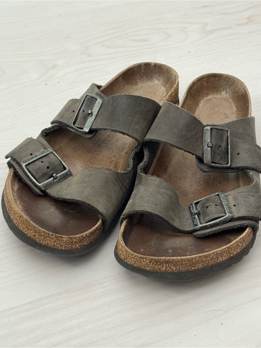 Birkenstock Arizona Sandals - double buckle & leather